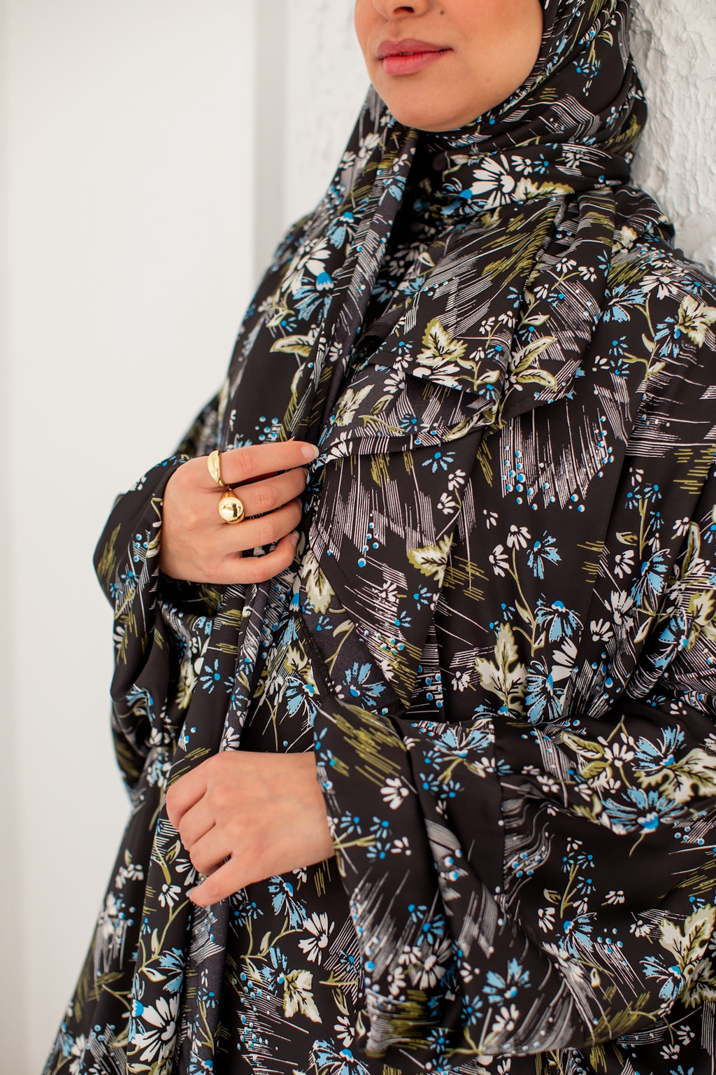 Floral Black Esdal