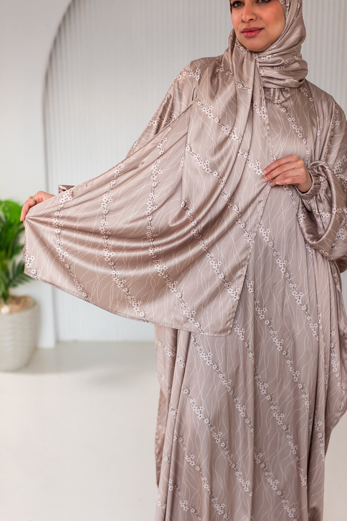 White Flowers on Beige