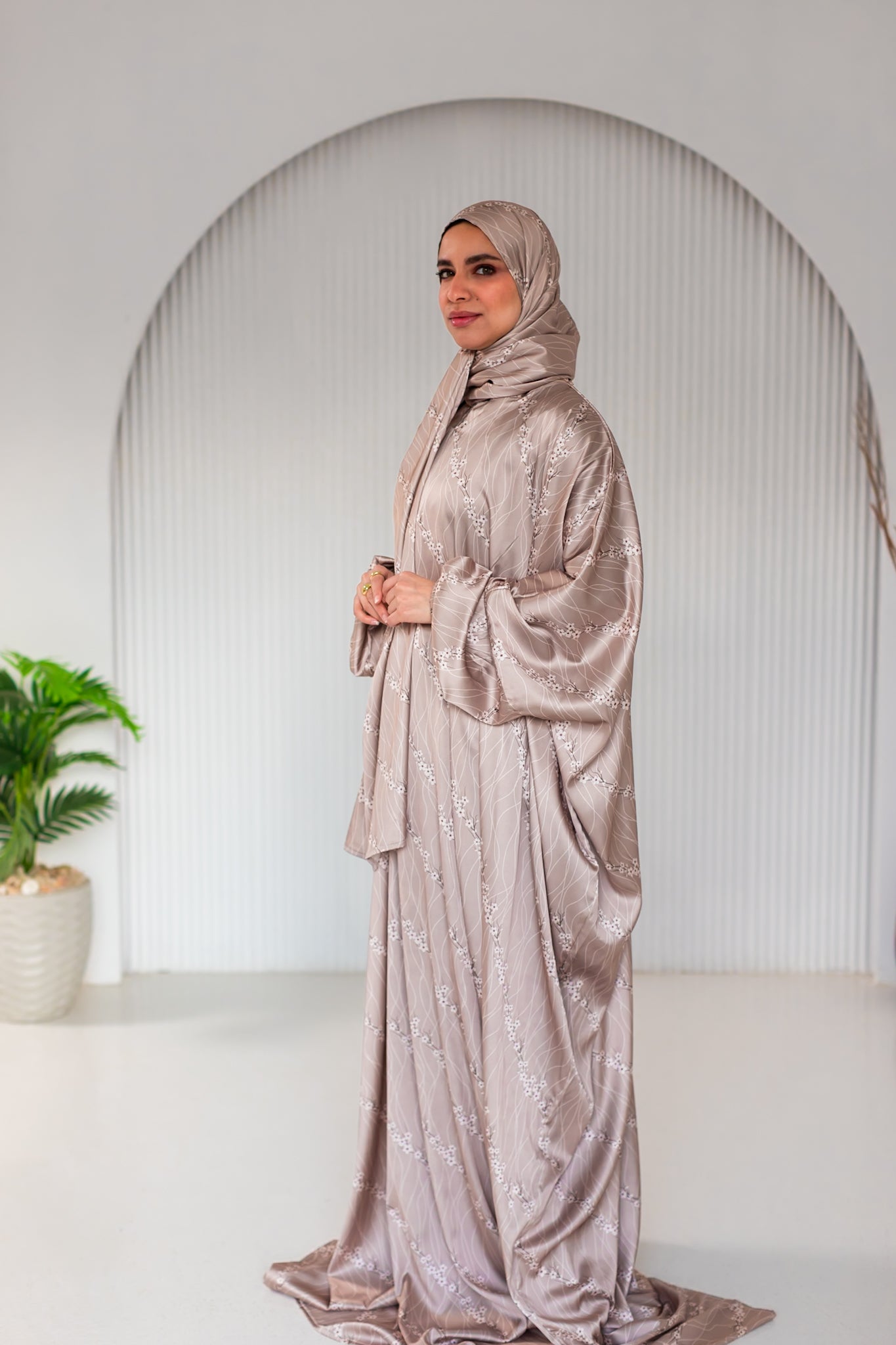 White Flowers on Beige